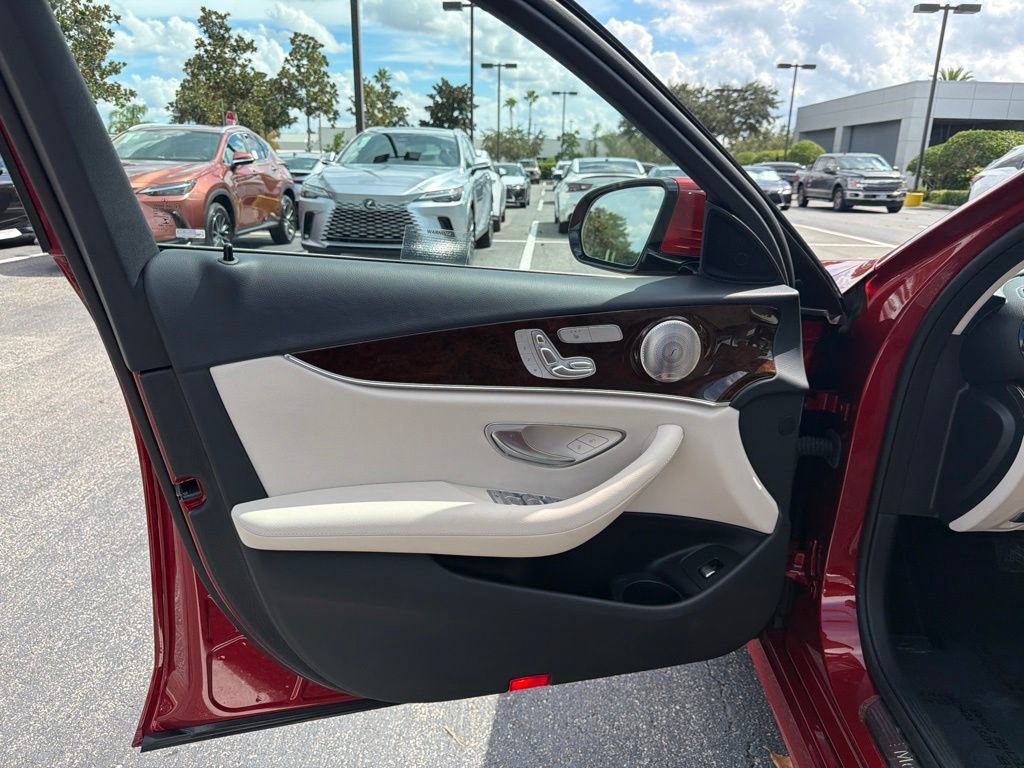 Used 2023 Mercedes-Benz E 450 4MATIC Sedan image 10