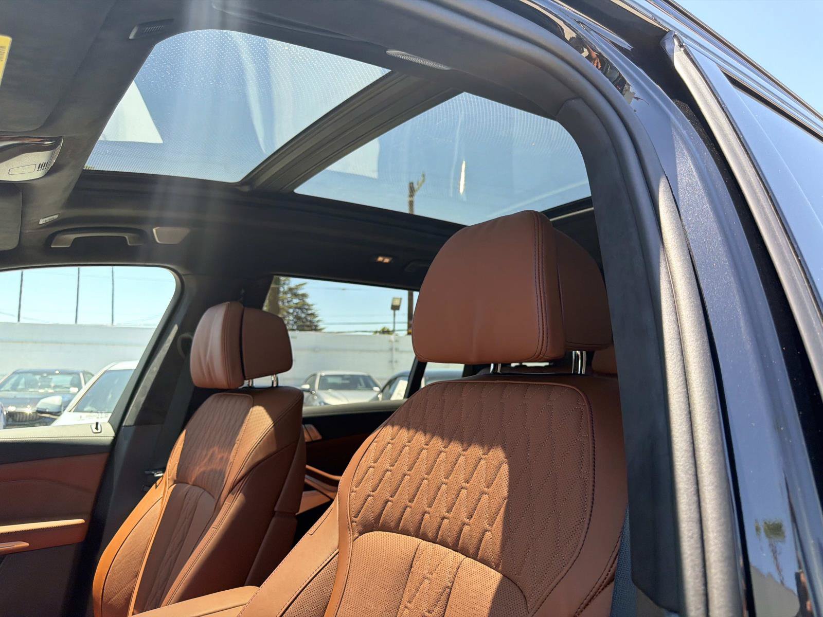 New 2026 BMW ALPINA XB7 AWD/4WD image 17