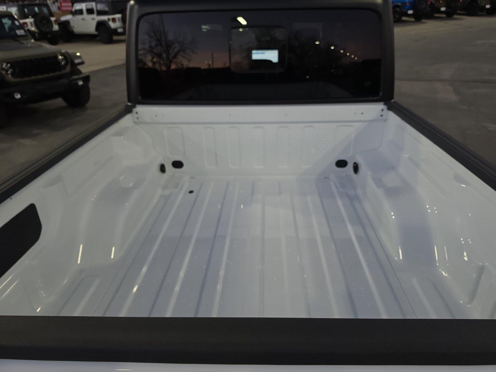 New 2026 Jeep Gladiator Sport AWD/4WD image 31