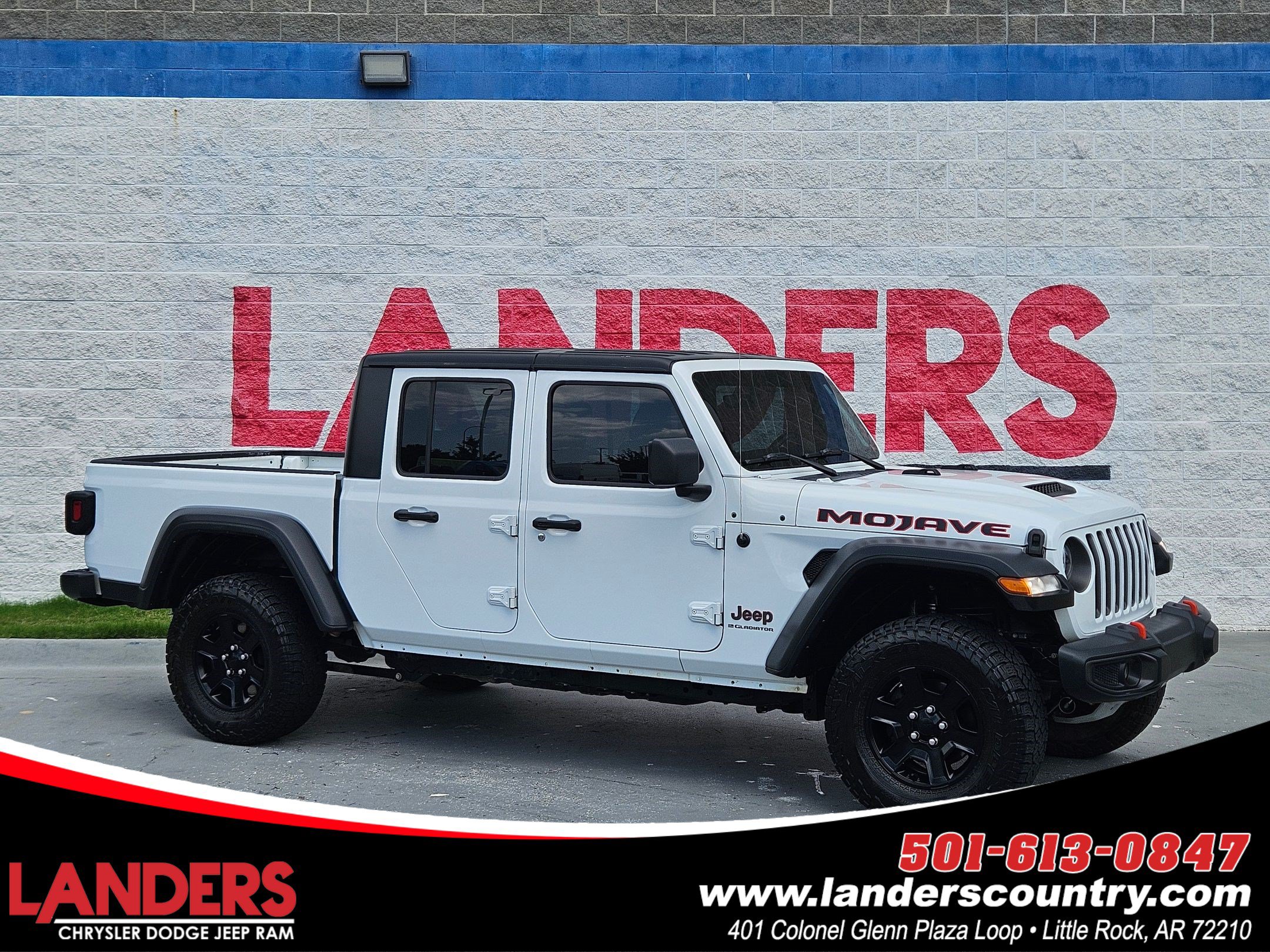 Used 2023 Jeep Gladiator Mojave w/ Cold Weather Group AWD/4WD video 1