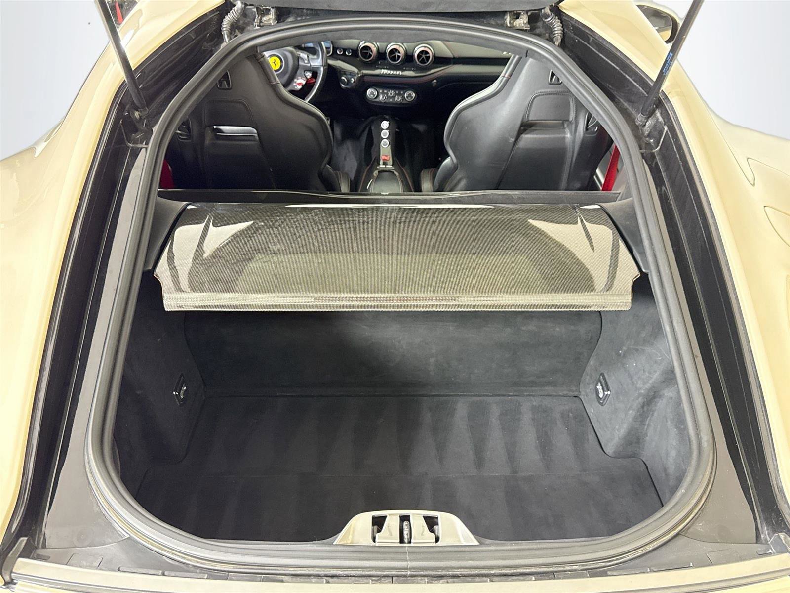 Used 2014 Ferrari F12 Berlinetta image 24