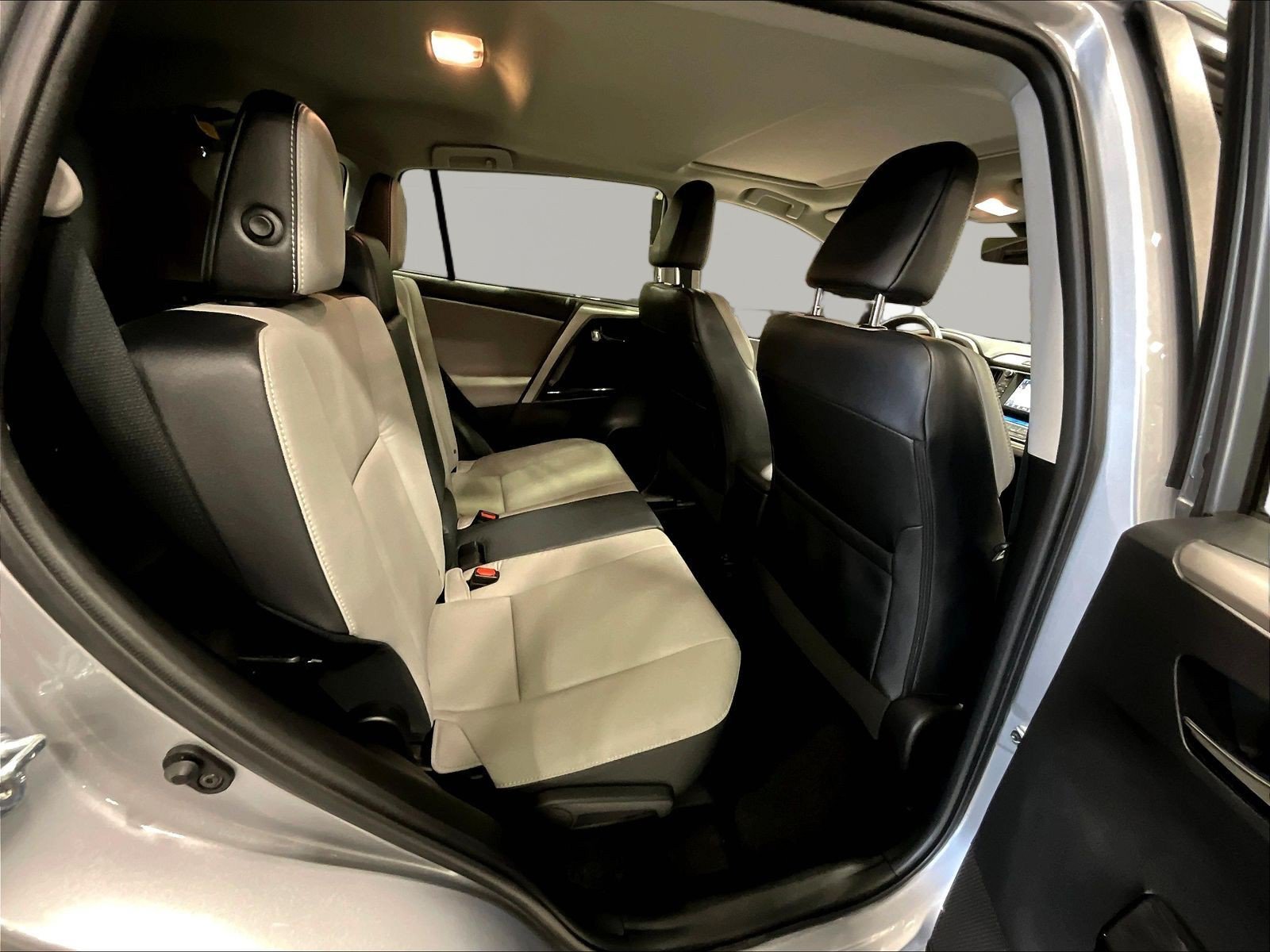 Used 2017 Toyota RAV4 Limited w/ Advanced Technology Package AWD/4WD image 25