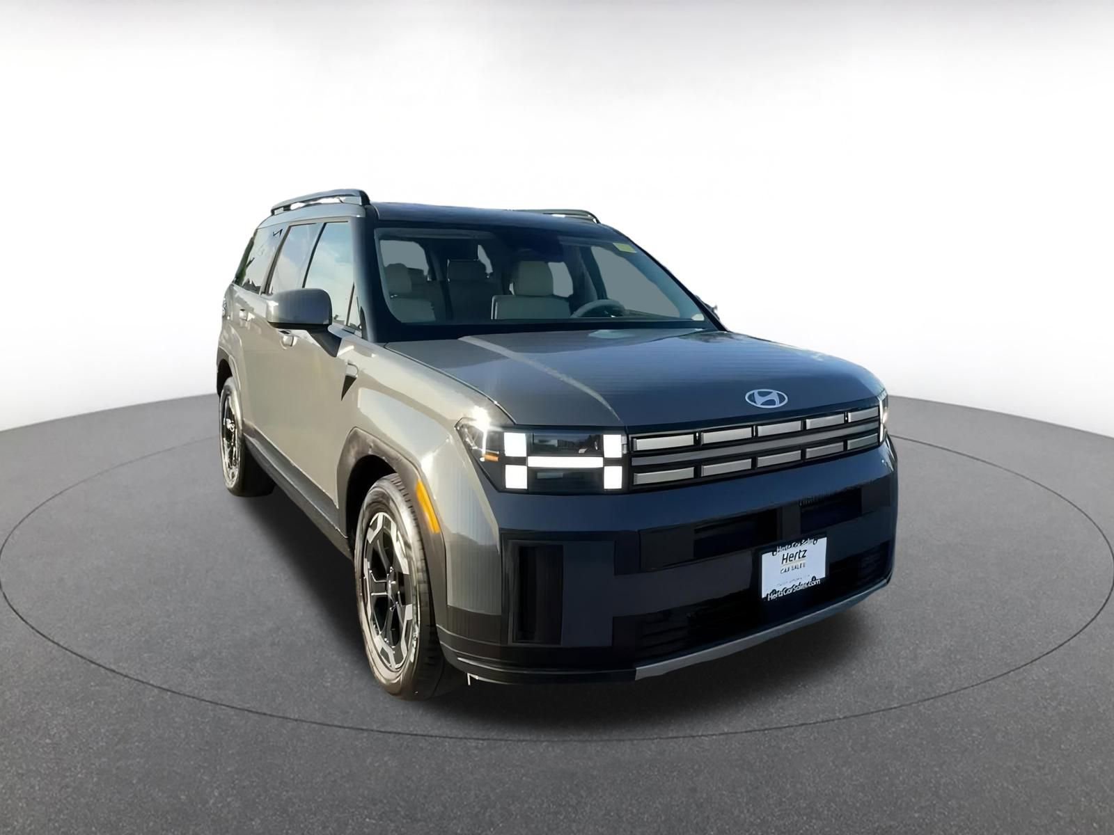 Used 2025 Hyundai Santa Fe SEL image 3