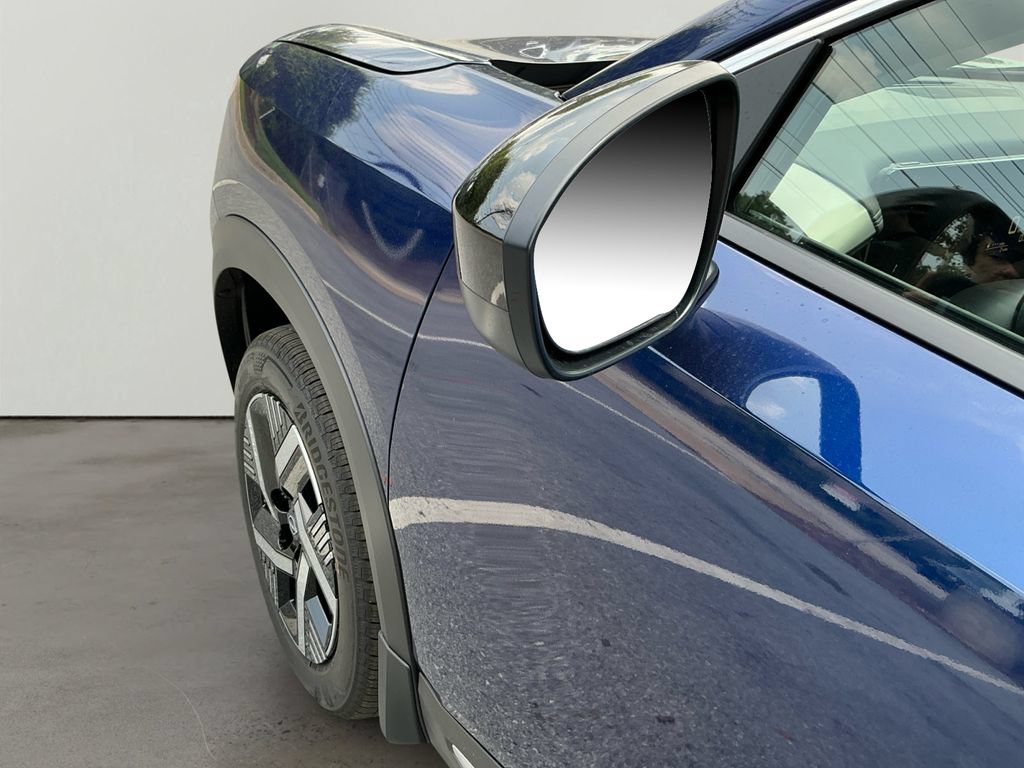 New 2026 Nissan Kicks SV w/ Cold Weather Package FWD image 11