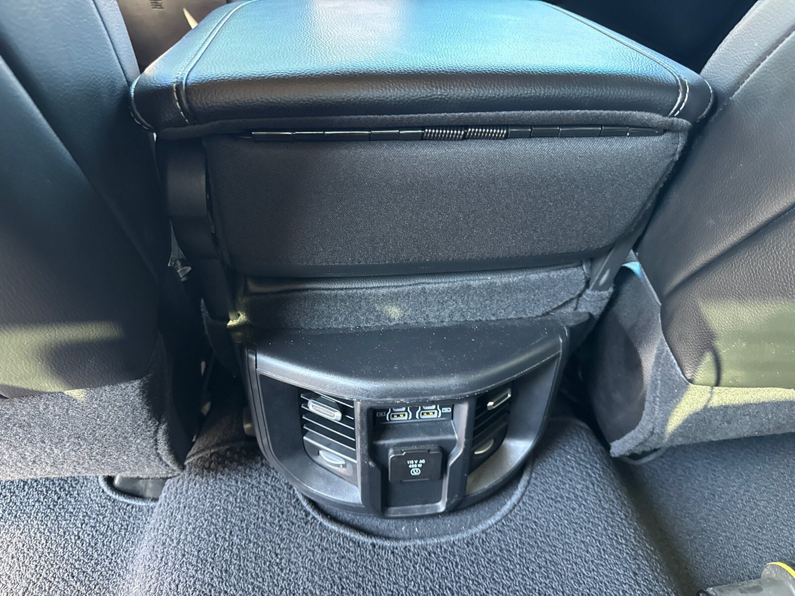 Used 2024 RAM 2500 Laramie AWD/4WD image 24