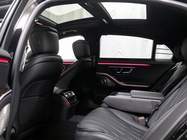 New 2025 Mercedes-Benz S 63 AMG S image 15