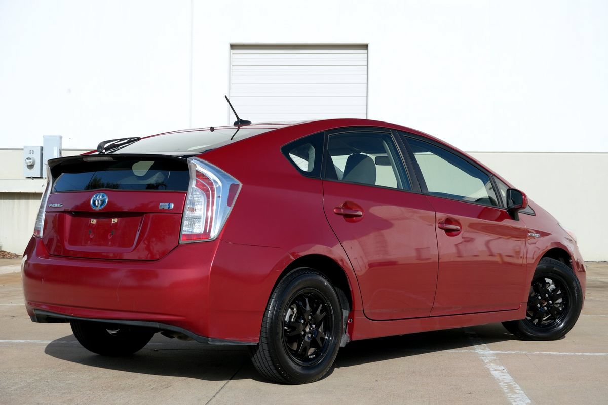 Used 2013 Toyota Prius Three FWD image 3