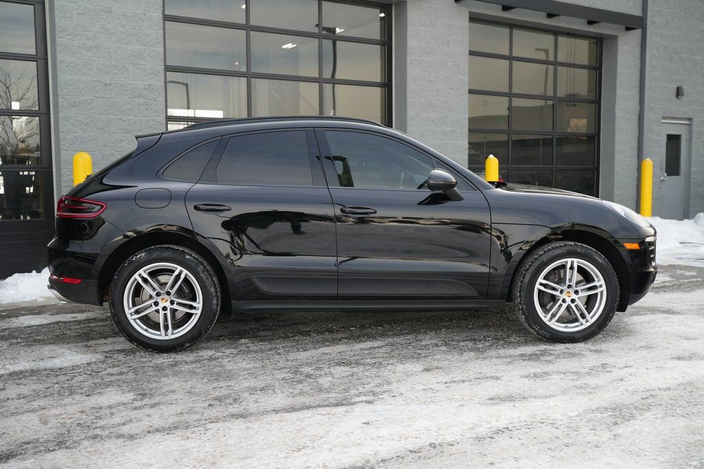 Used 2017 Porsche Macan w/ Driver Memory Package image 14