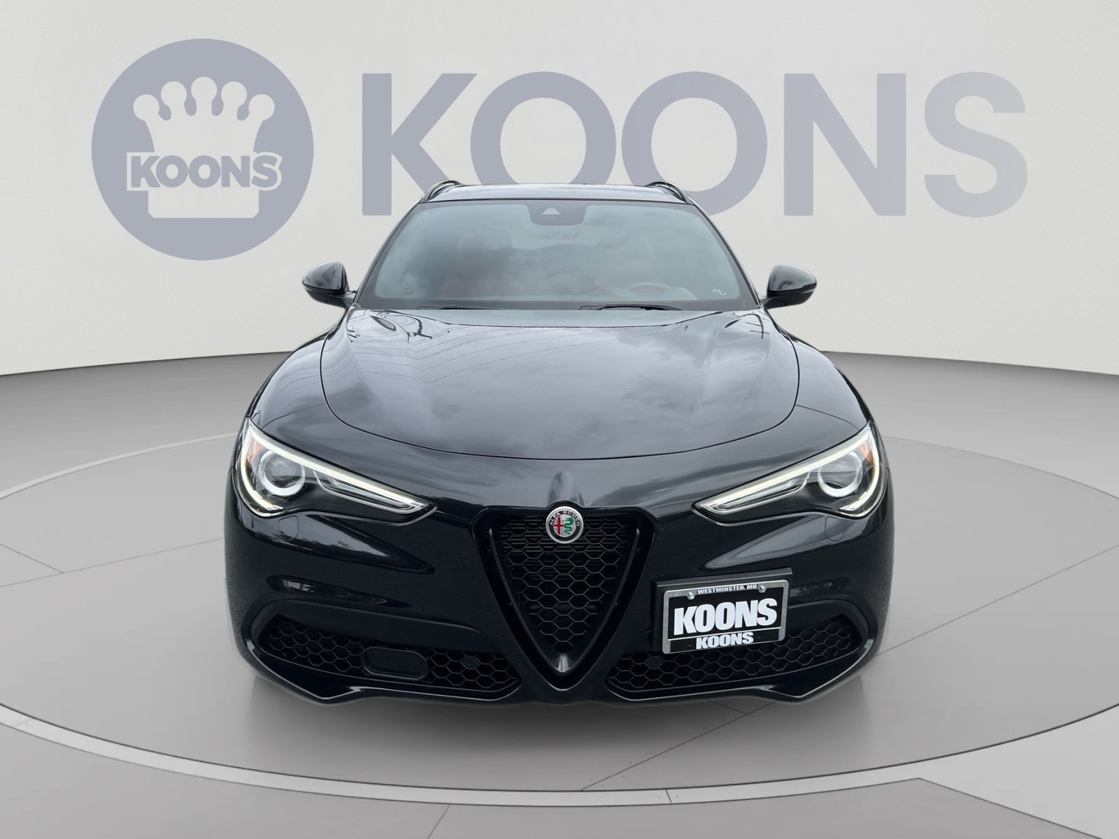 Used 2023 Alfa Romeo Stelvio Veloce AWD/4WD image 11