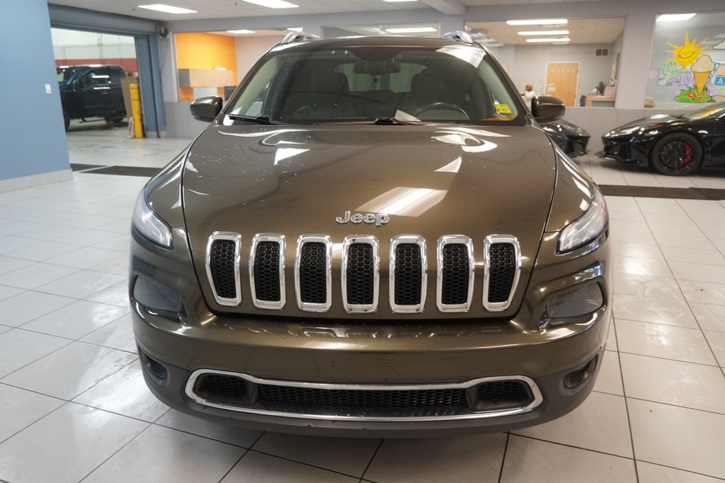 Used 2014 Jeep Cherokee Limited AWD/4WD image 15
