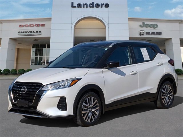 Used 2022 Nissan Kicks SV