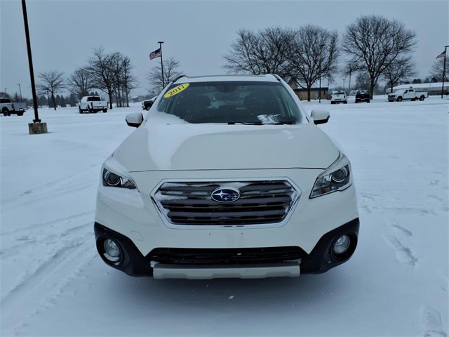 Used 2017 Subaru Outback 2.5i Touring image 2