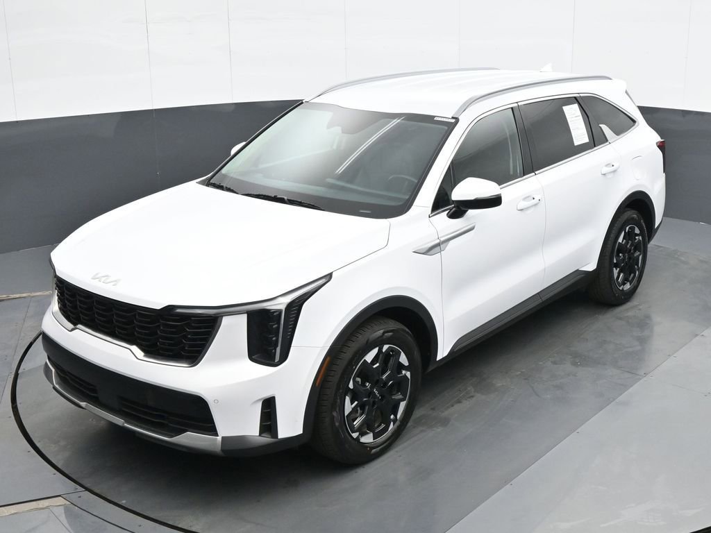 Used 2024 Kia Sorento S image 17