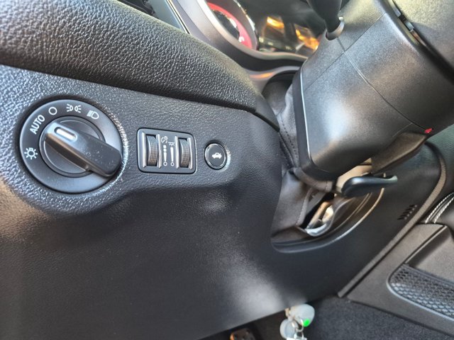 Used 2023 Dodge Challenger SRT Hellcat w/ Driver Convenience Group RWD image 24