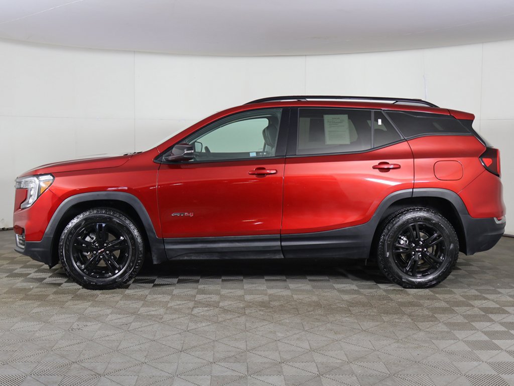 Used 2024 GMC Terrain AT4 w/ LPO, Floor Liner Package AWD/4WD image 18