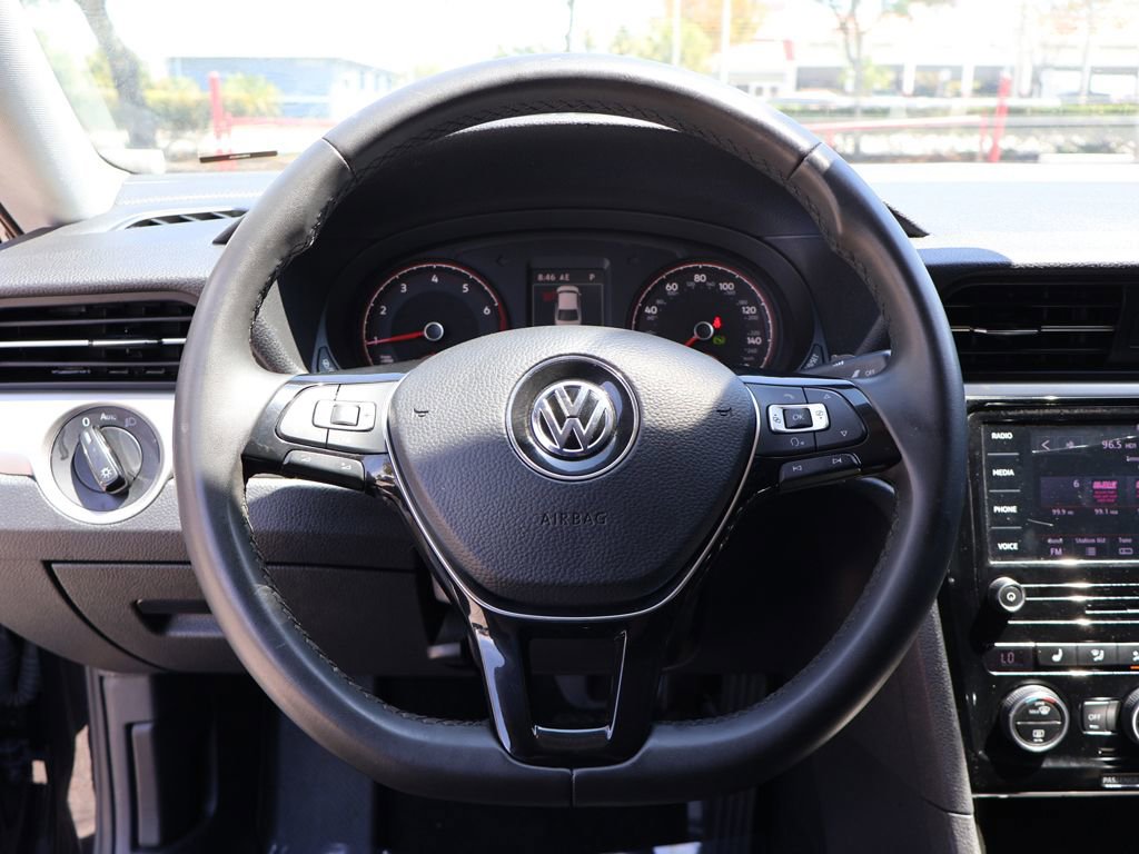 Used 2021 Volkswagen Passat 2.0T SE FWD image 42
