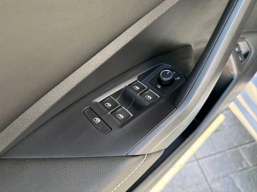 Certified 2022 Volkswagen Jetta S FWD image 13