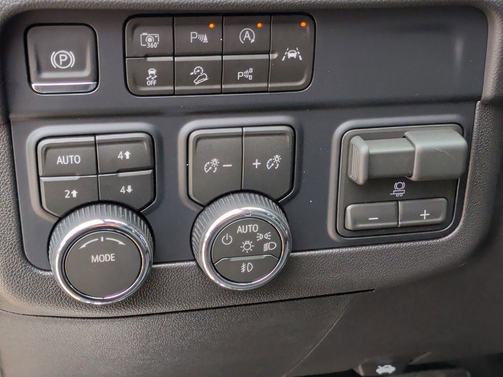 New 2026 Chevrolet Tahoe LT AWD/4WD image 17