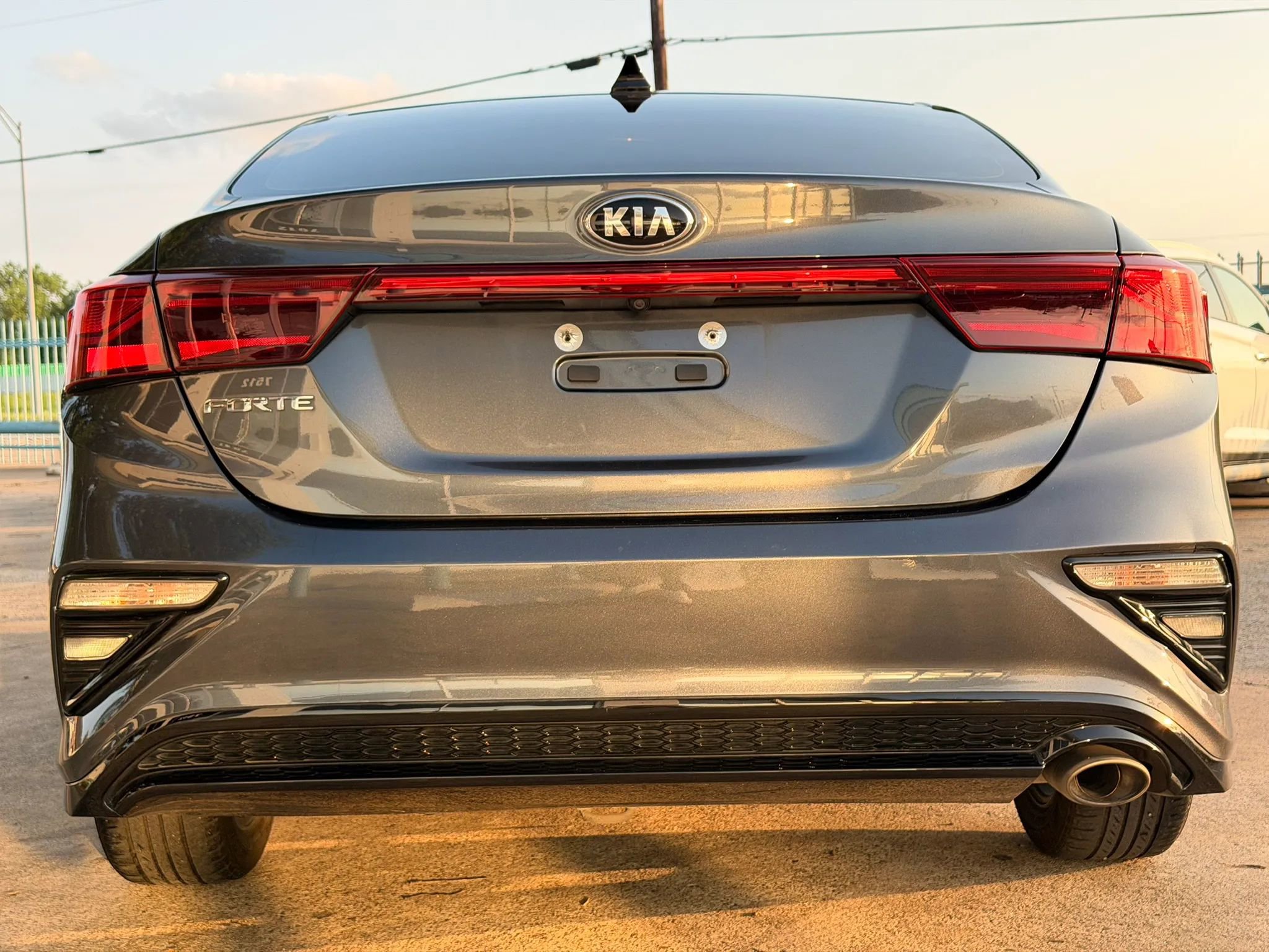 Used 2021 Kia Forte LXS image 4