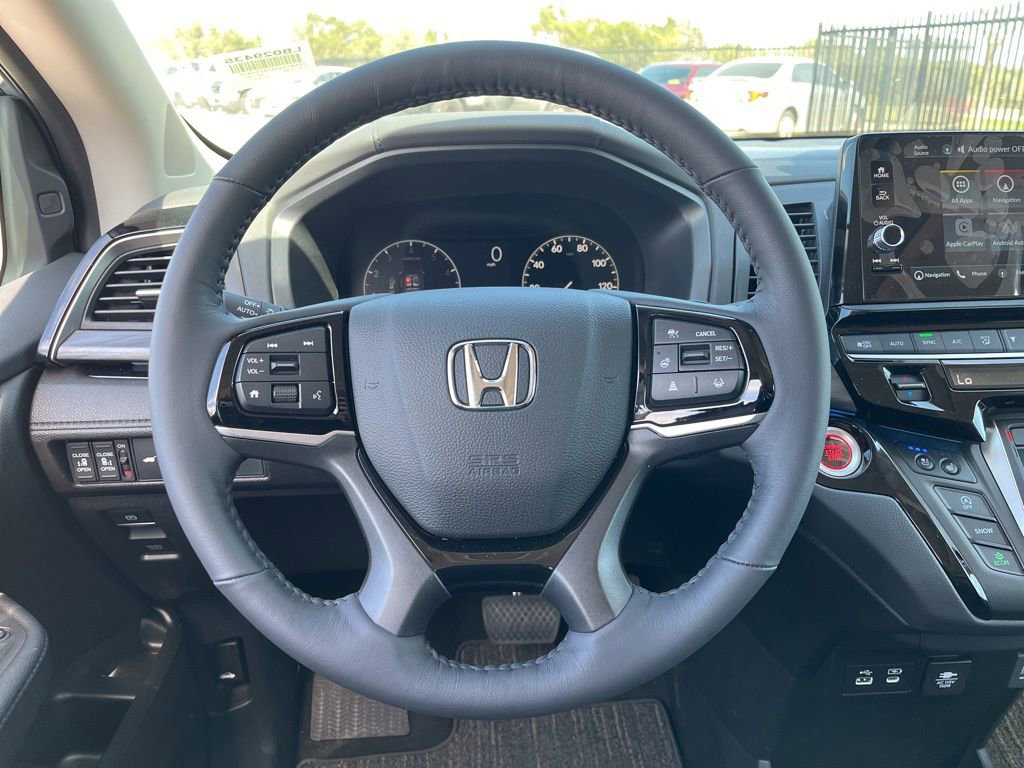 Certified 2026 Honda Odyssey Elite image 18