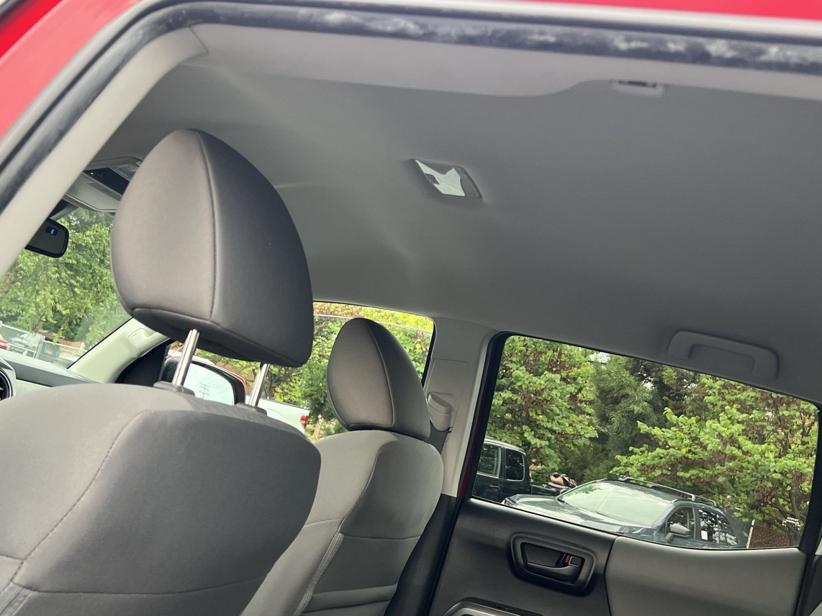 Used 2022 Toyota Tacoma SR5 AWD/4WD image 23