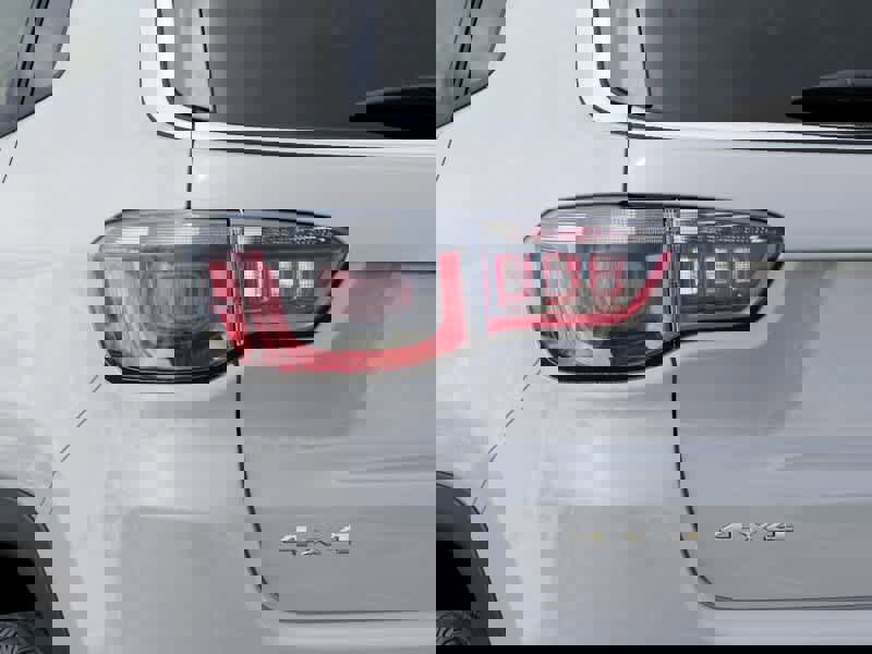 New 2026 Jeep Compass Limited image 9