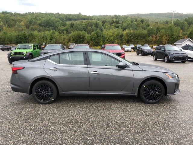 New 2025 Nissan Altima 2.5 SV w/ SV Special Edition Package image 2