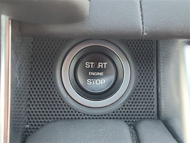 Used 2020 Land Rover Range Rover Sport SVR image 17