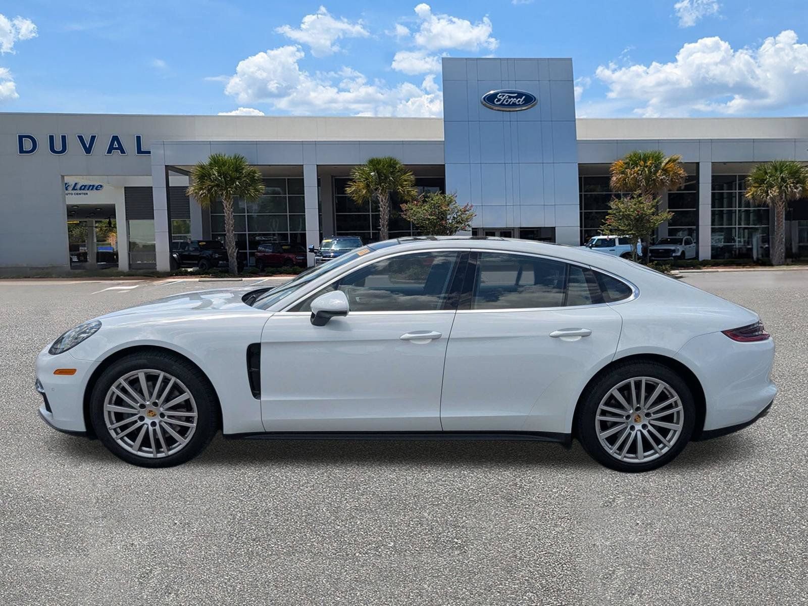 Used 2017 Porsche Panamera 4S AWD/4WD image 7