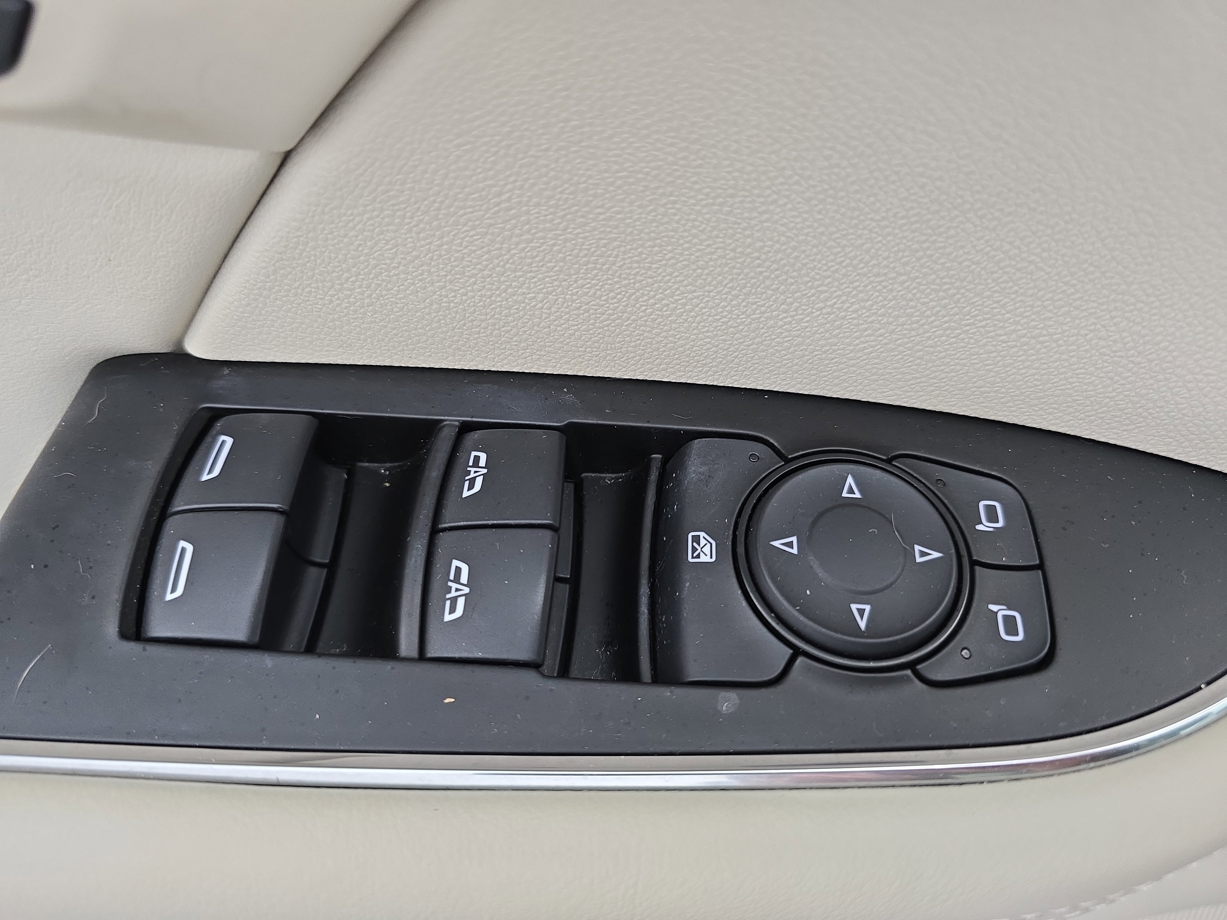 Used 2023 Buick Envision Avenir image 27