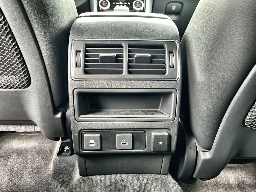 Used 2025 Jaguar F-PACE R-Dynamic S image 16