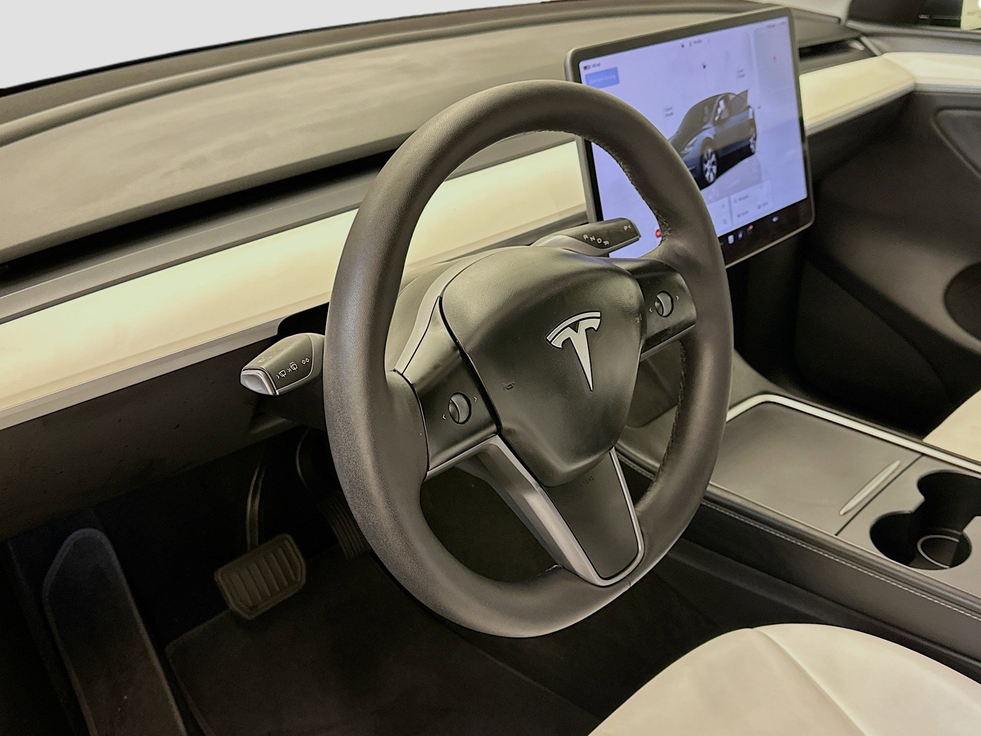 Used 2024 Tesla Model Y Long Range image 17