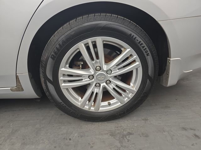 Used 2015 INFINITI Q40 w/ Moonroof Package image 16