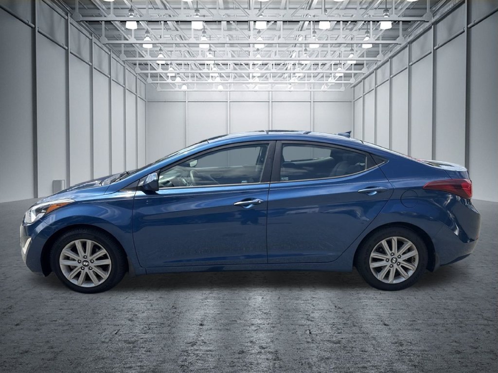 Used 2016 Hyundai Elantra SE w/ Option Group 02 FWD image 2