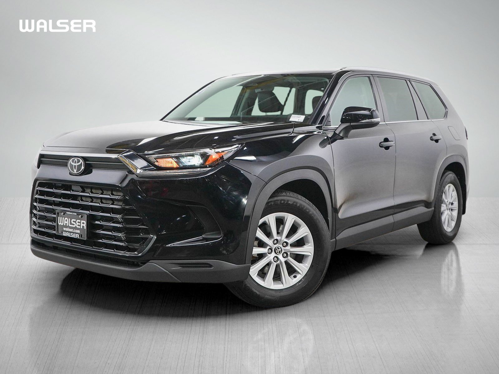 Used 2025 Toyota Grand Highlander AWD image 1