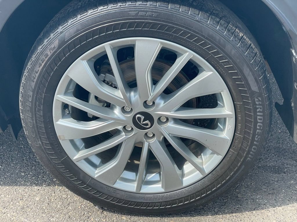 Used 2023 INFINITI QX50 Luxe AWD/4WD image 30
