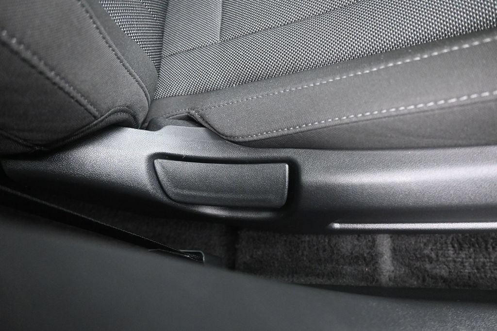 Used 2025 Hyundai Elantra SE FWD image 25