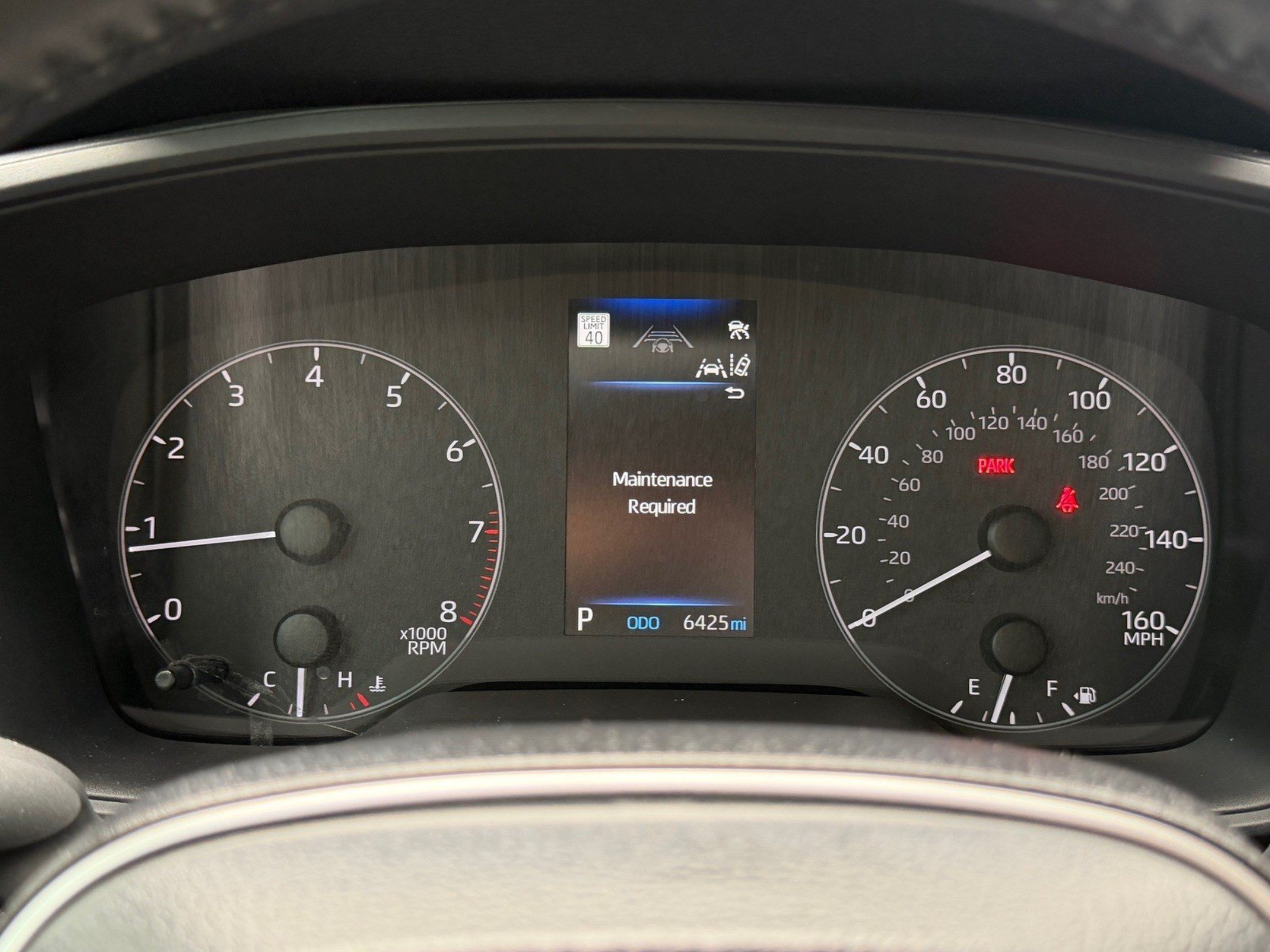 Used 2025 Toyota Corolla Cross LE FWD image 29