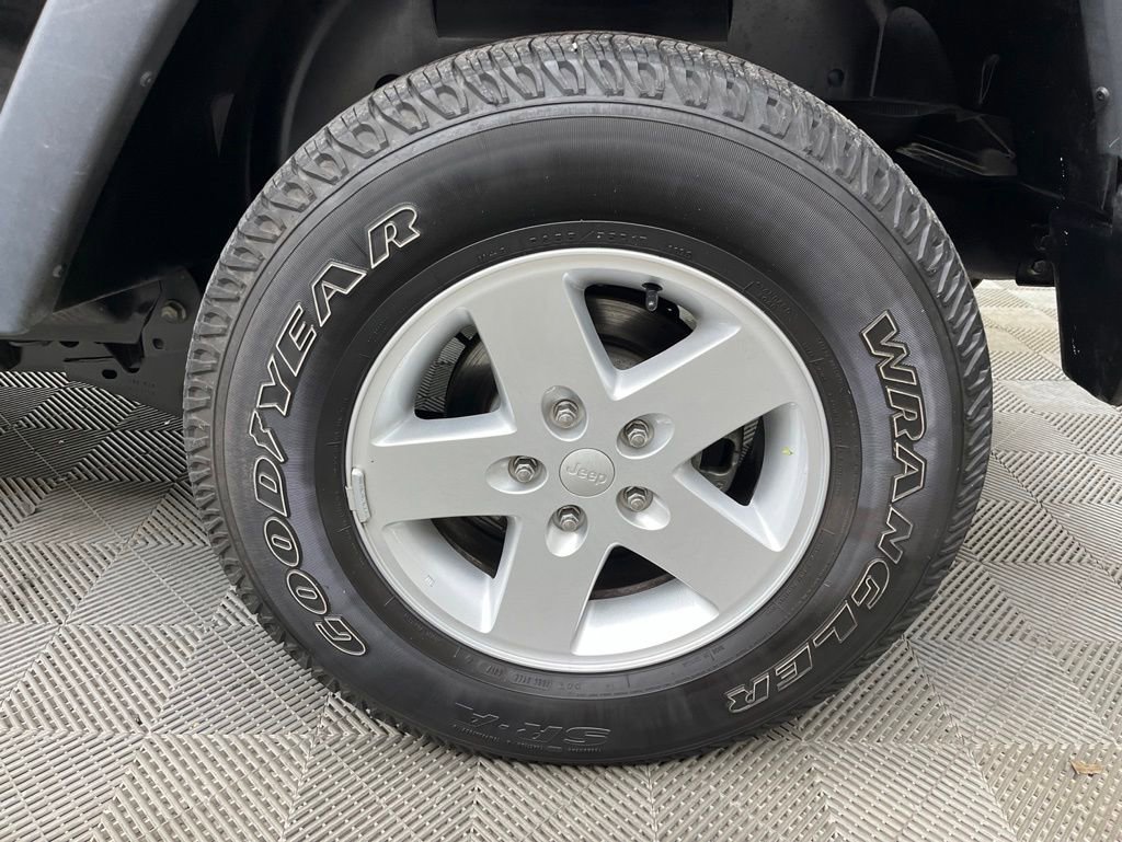 Used 2018 Jeep Wrangler Sport AWD/4WD image 29