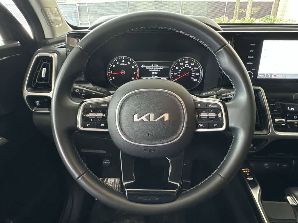 Certified 2023 Kia Sorento S FWD image 15