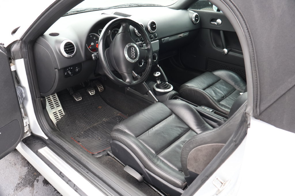 Used 2001 Audi TT 1.8T AWD/4WD image 7