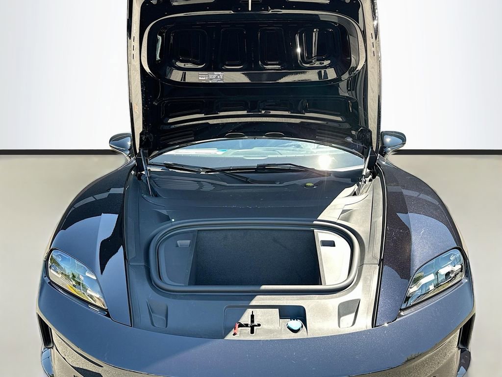 New 2026 Porsche Taycan AWD/4WD image 32