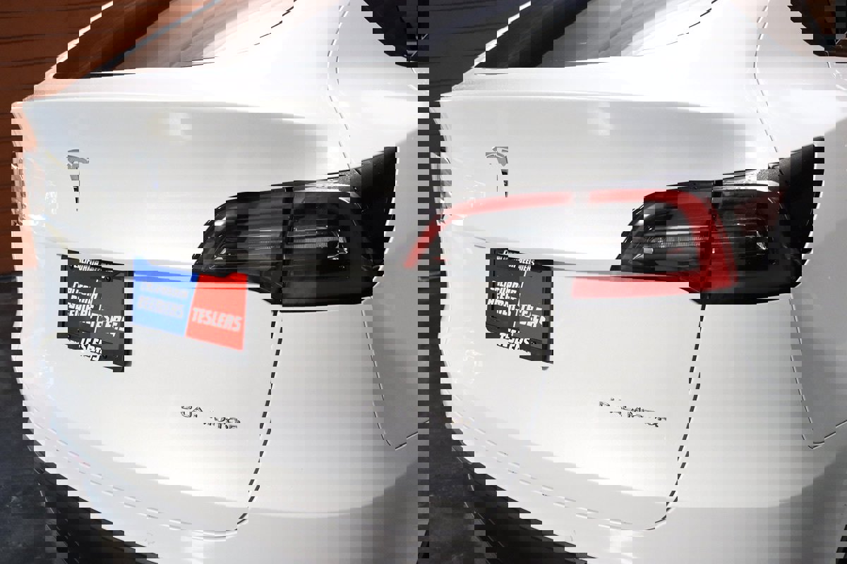 Used 2023 Tesla Model Y Long Range image 39