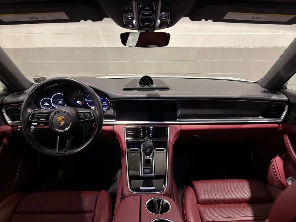 Used 2023 Porsche Panamera 4 Platinum Edition image 8