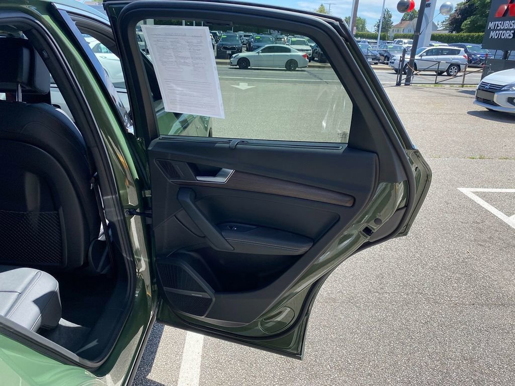 Used 2021 Audi Q5 Prestige w/ Prestige Package image 40