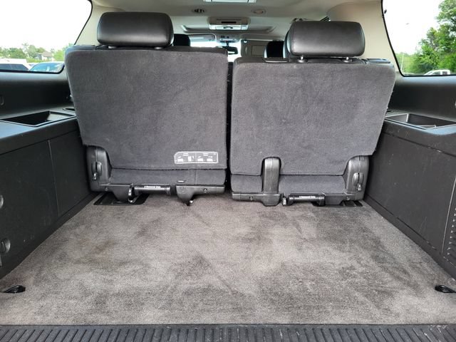 Used 2012 GMC Yukon XL SLT w/ SLT-2 Equipment Package AWD/4WD image 32