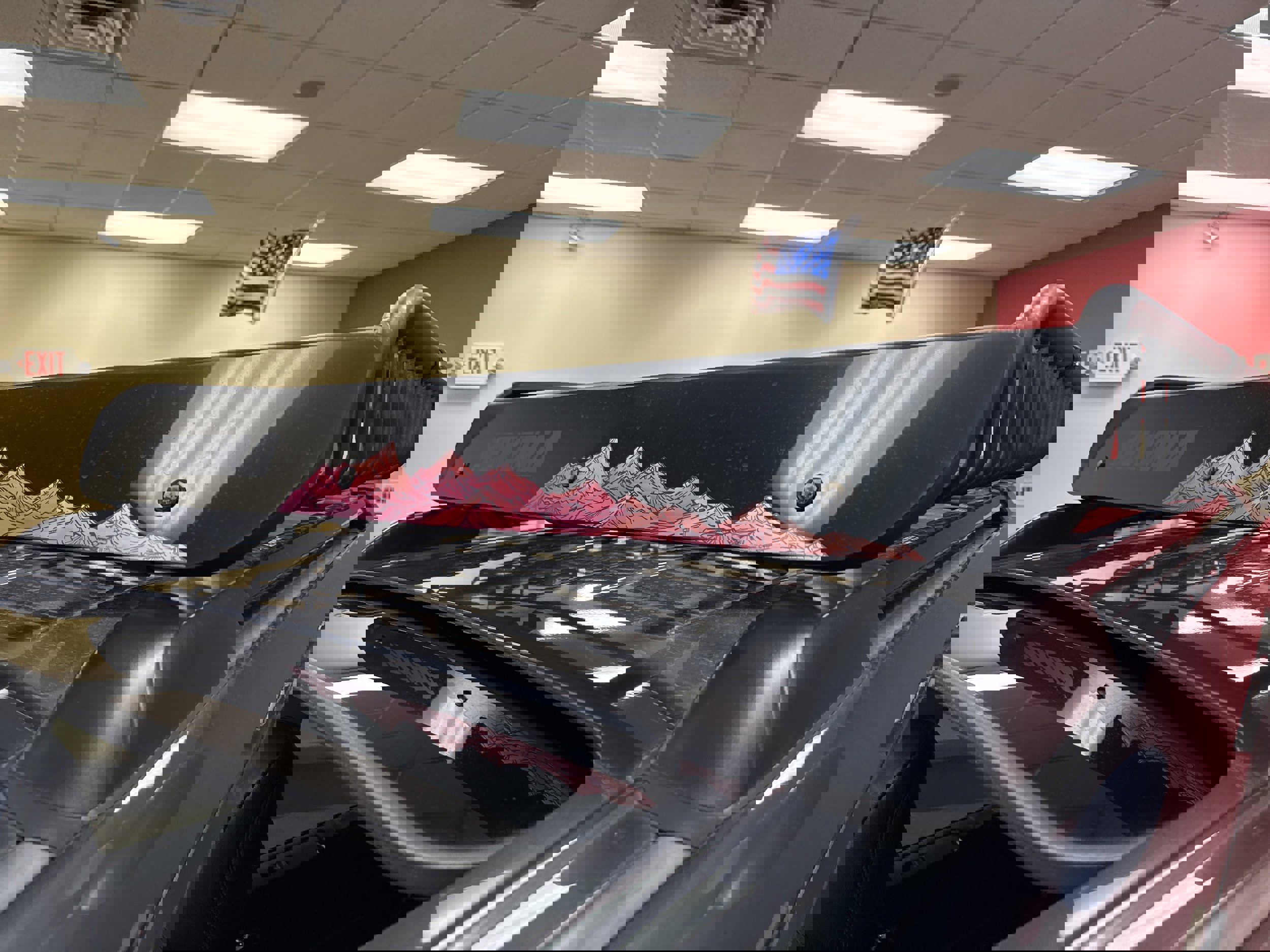 Used 2020 Toyota 4Runner Venture w/ Moonroof Package AWD/4WD image 8