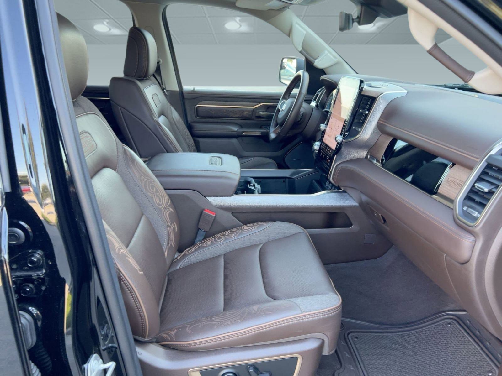 Used 2025 RAM 1500 Limited image 30