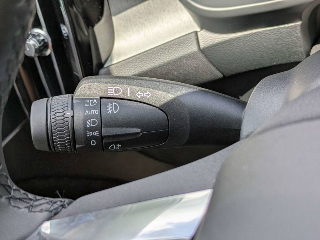 New 2026 Volvo XC40 B4 Core FWD image 34