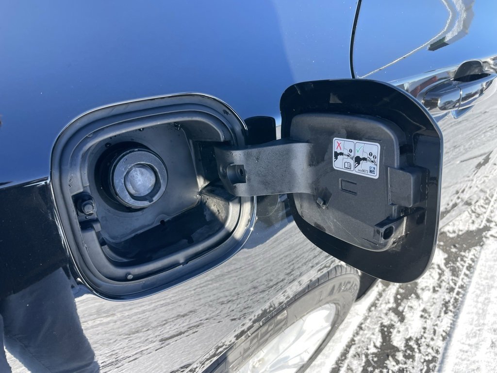 Used 2025 Chevrolet Malibu LT image 51